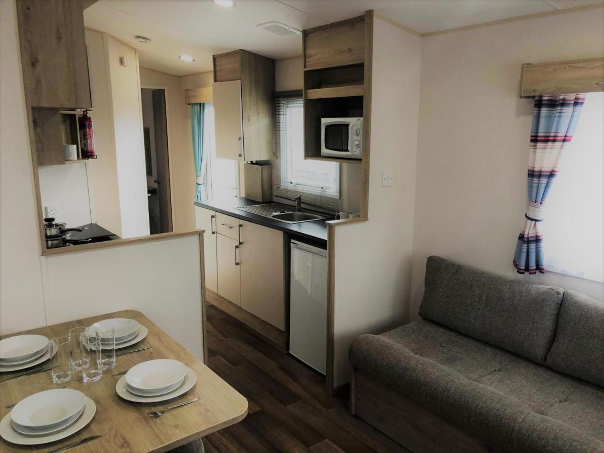 Ash Standard Holiday Home 채플 세인트 레오나즈 외부 사진